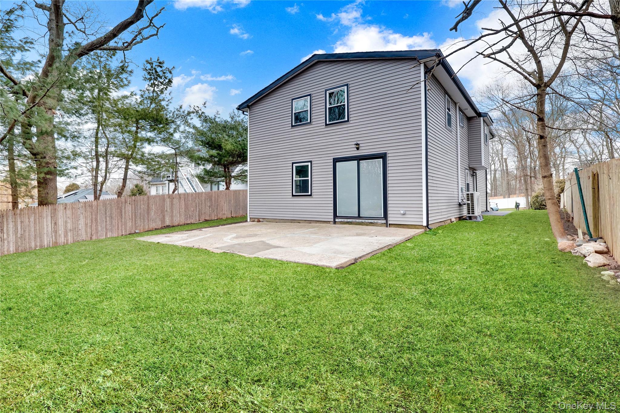 #7 photo, 567 Puritan Drive, Shirley , NY 11967