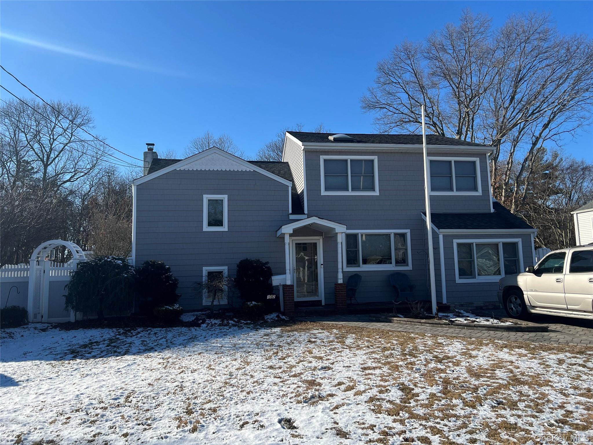 #1 photo, 132 Gladstone Avenue, West Islip , NY 11795