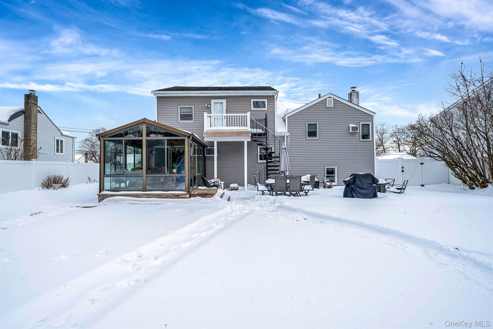 #10 photo, 132 Gladstone Avenue, West Islip , NY 11795