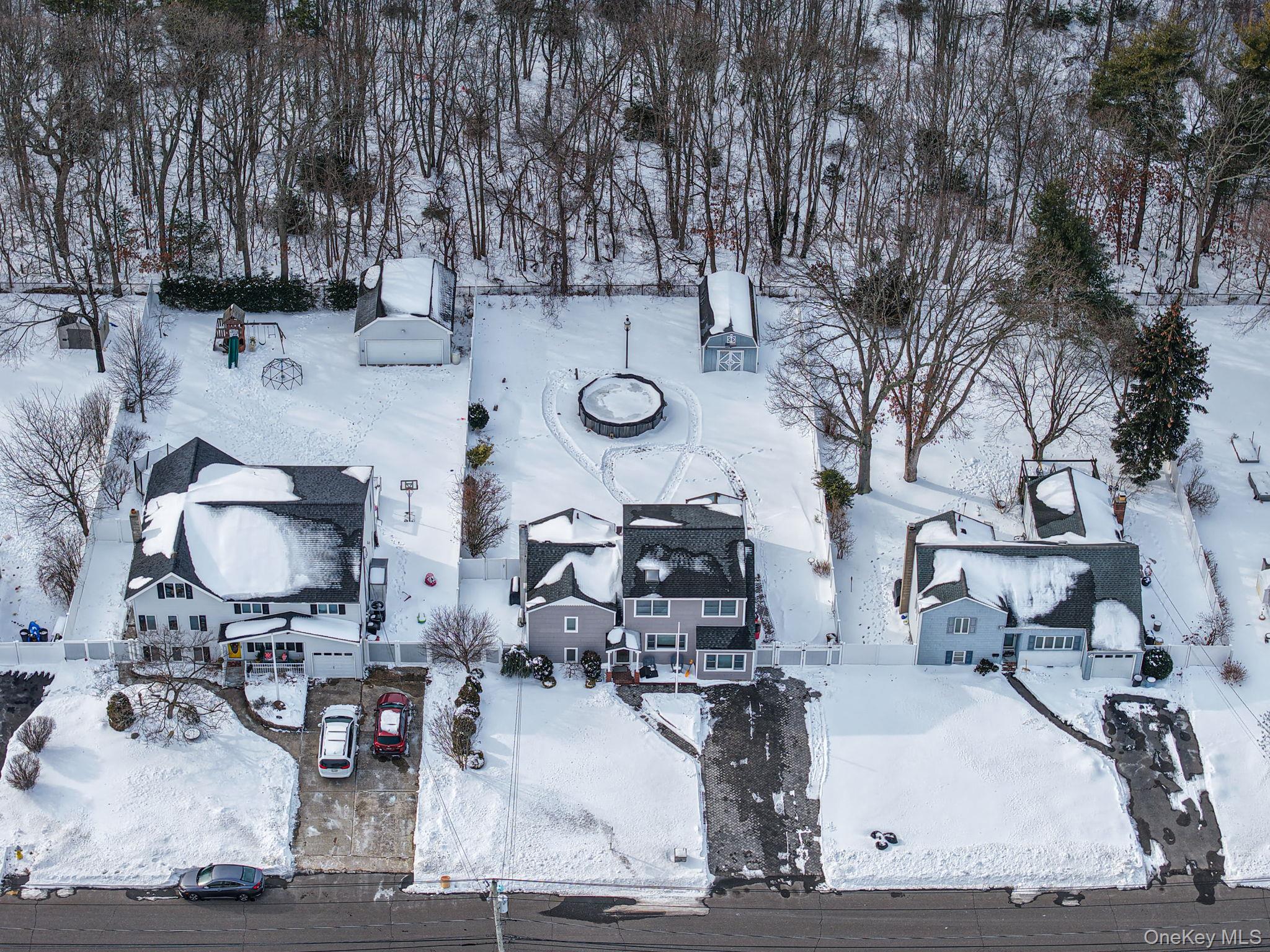 #5 photo, 132 Gladstone Avenue, West Islip , NY 11795