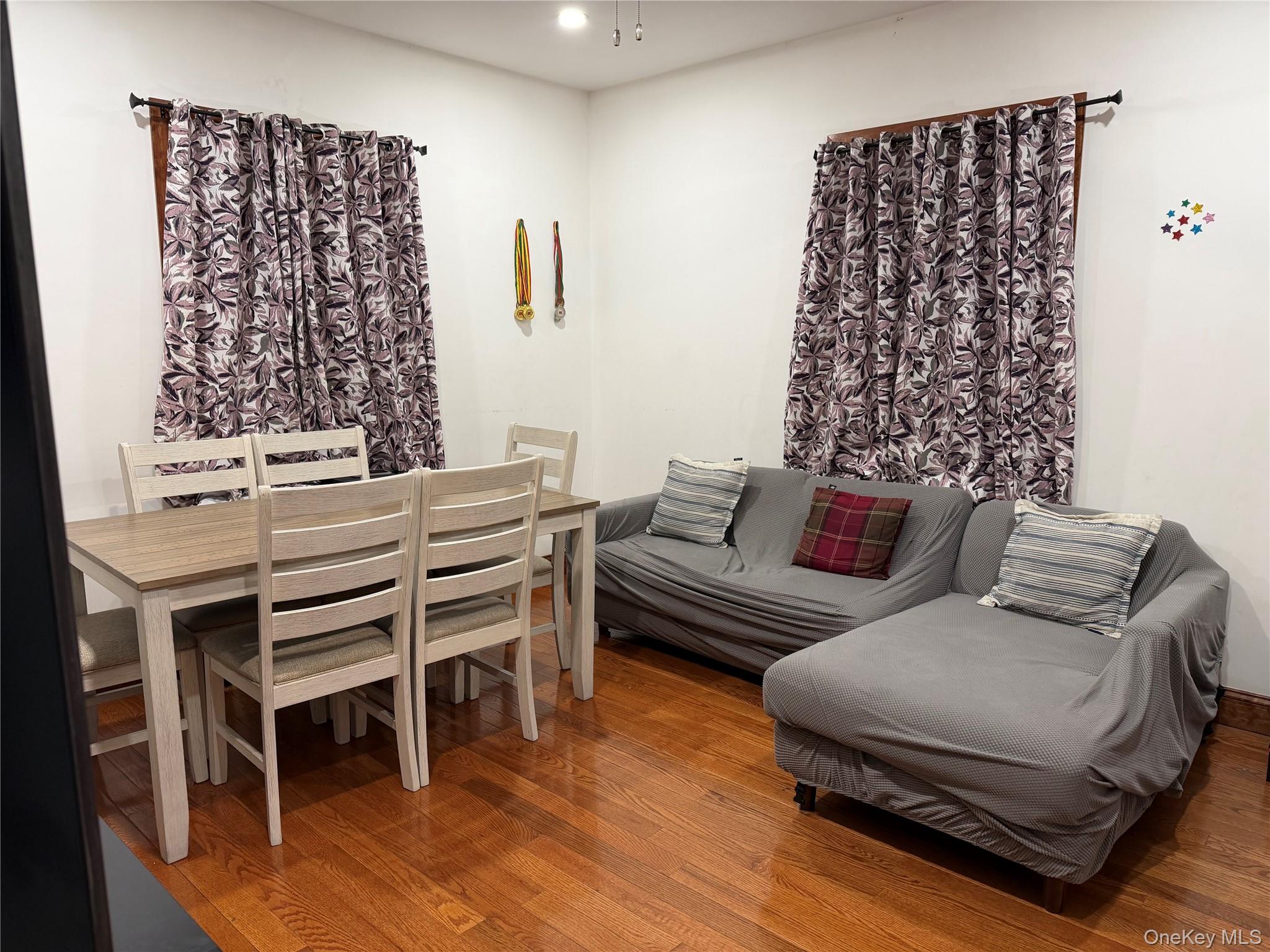 #1 photo, 190-56 103rd Avenue, Hollis , NY 11423