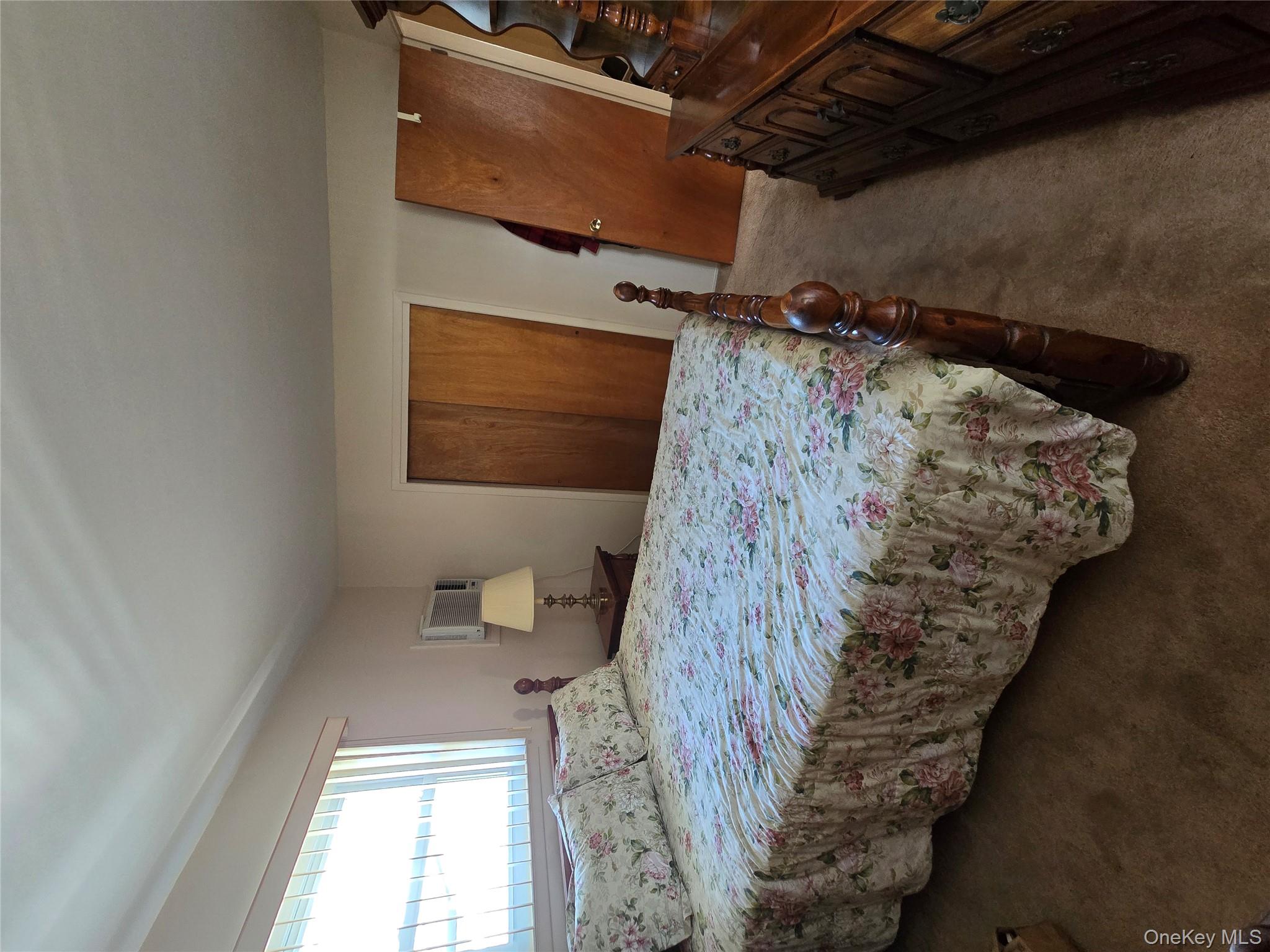 #11 photo, 715 McCall Avenue, West Islip , NY 11795