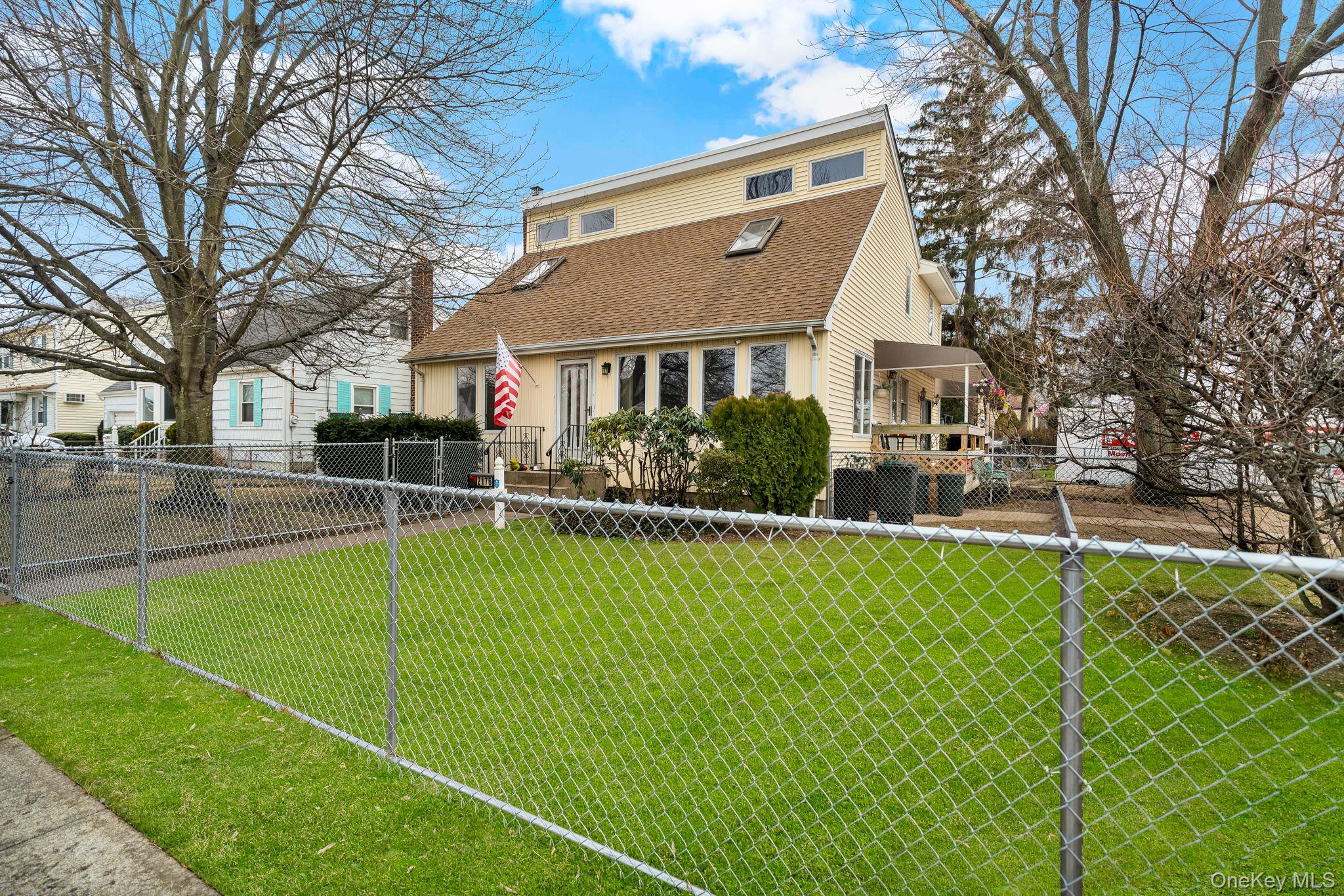 #2 photo, 2176 6th Street, East Meadow , NY 11554