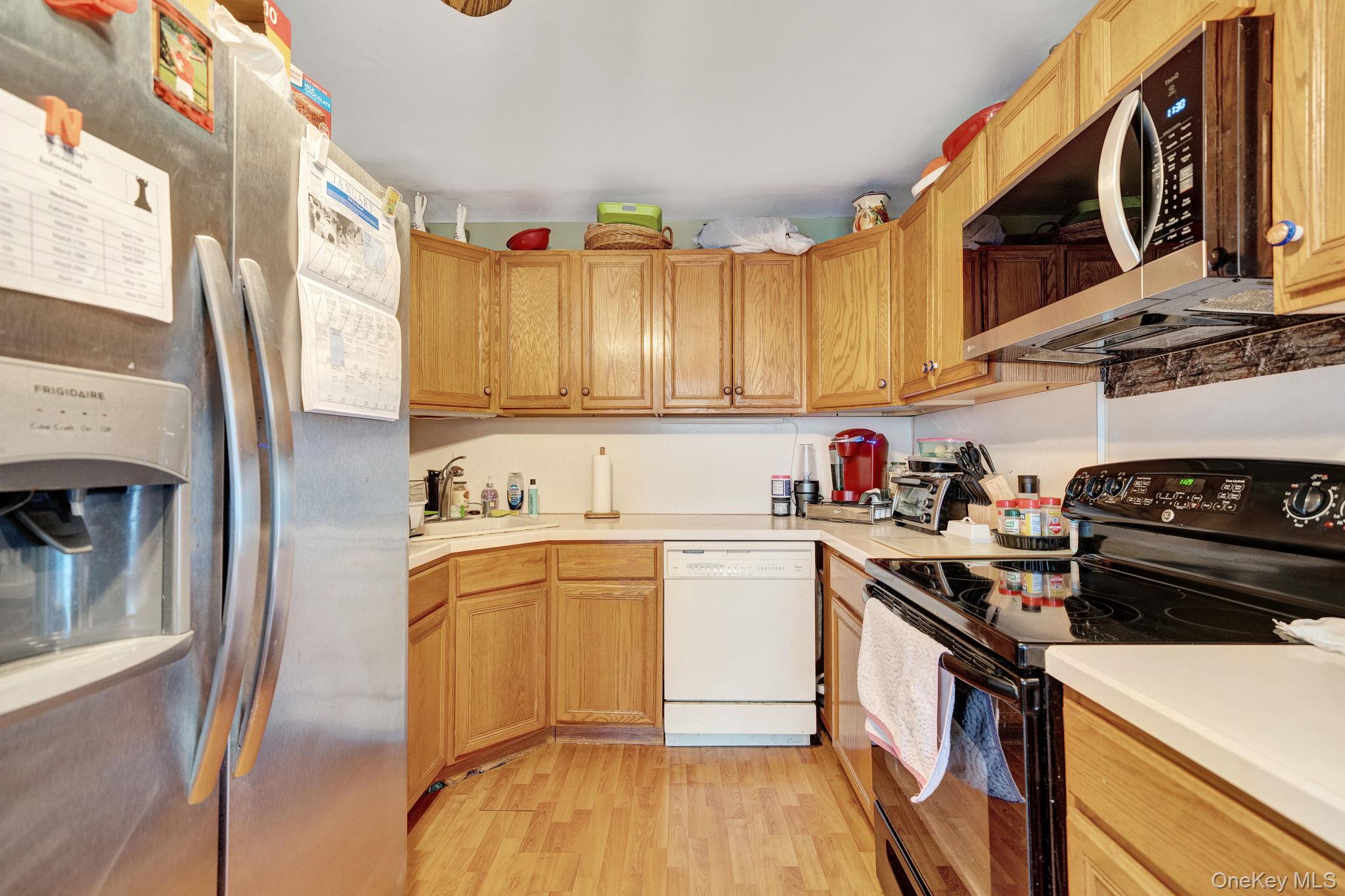 #8 photo, 2176 6th Street, East Meadow , NY 11554