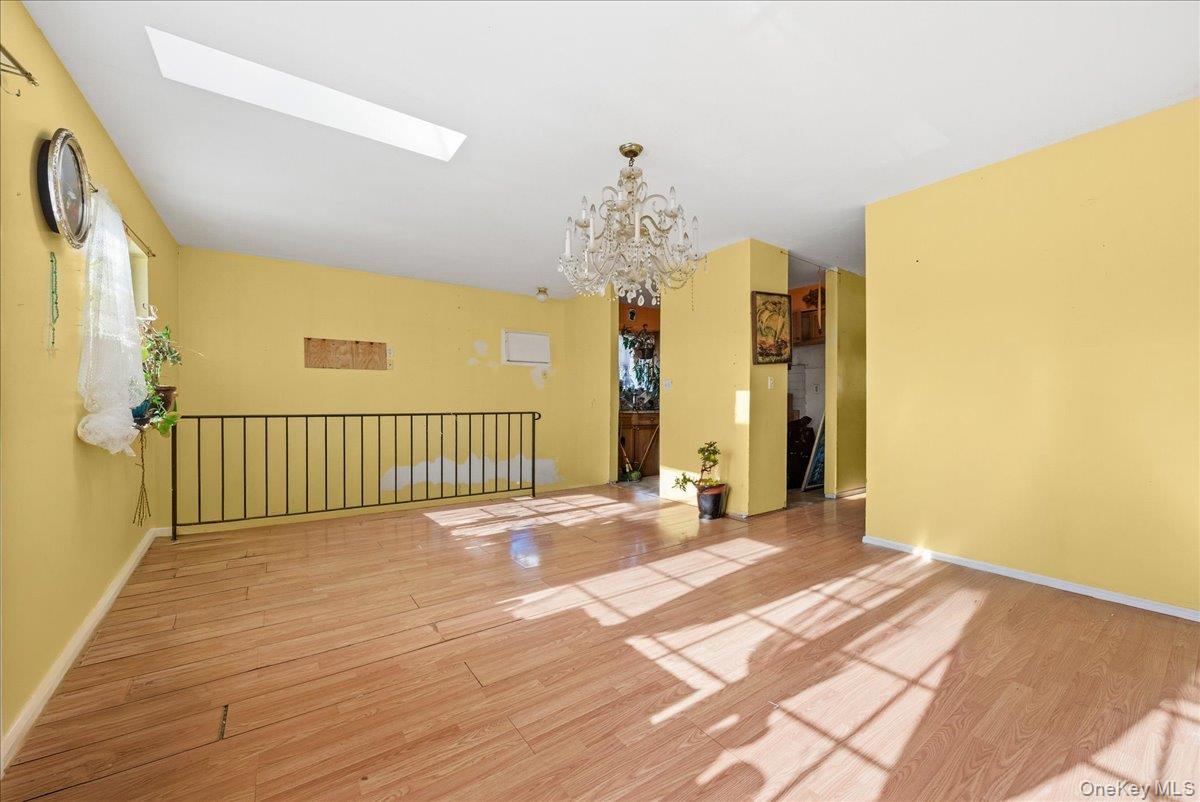 #19 photo, 72-36 Almeda Avenue, קווינס Arverne , NY 11692