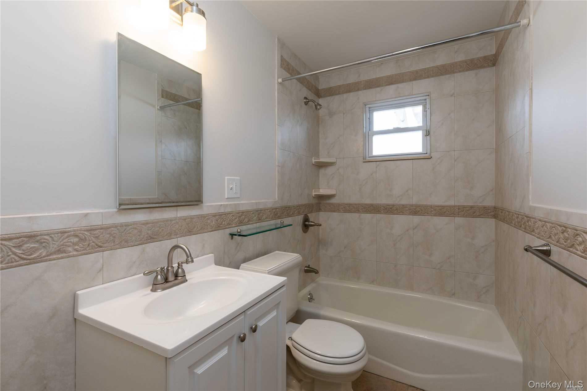 #11 photo, 5 Ashland Street, सफ़ोक काउंटी Mount Sinai , NY 11766