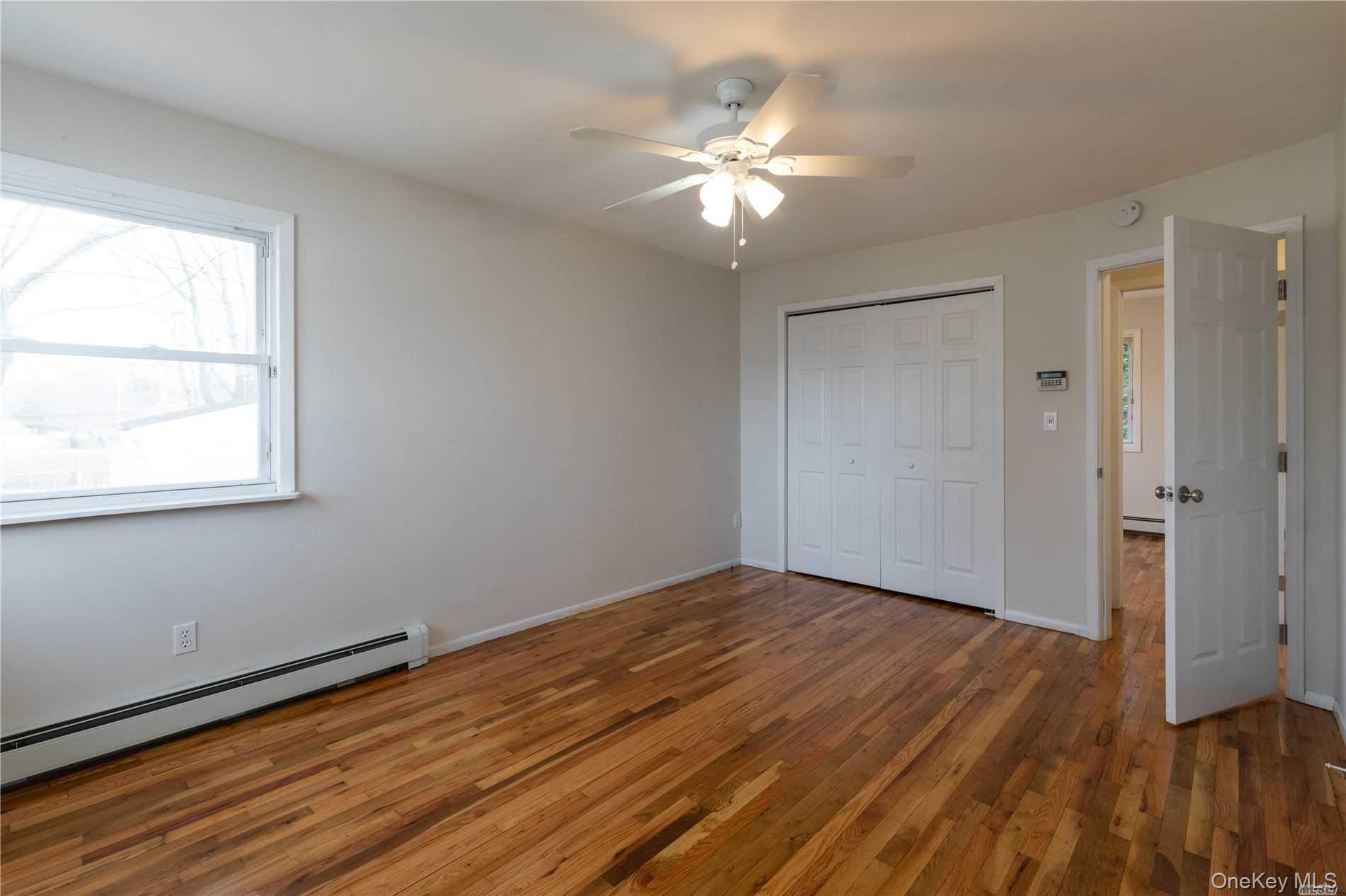 #14 photo, 5 Ashland Street, सफ़ोक काउंटी Mount Sinai , NY 11766