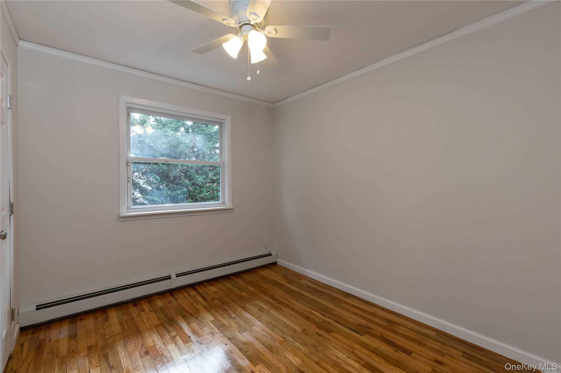 #16 photo, 5 Ashland Street, सफ़ोक काउंटी Mount Sinai , NY 11766