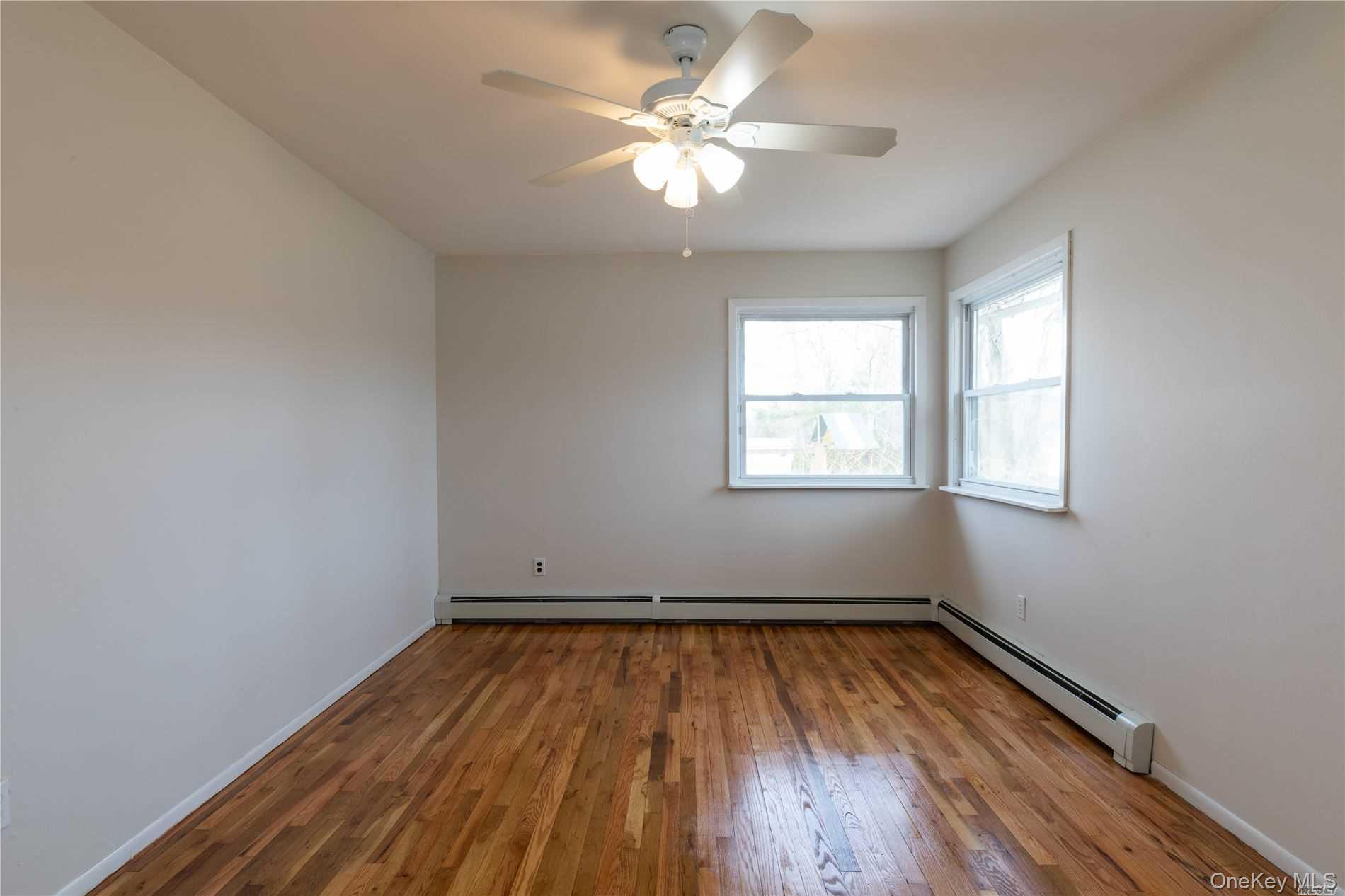 #18 photo, 5 Ashland Street, सफ़ोक काउंटी Mount Sinai , NY 11766