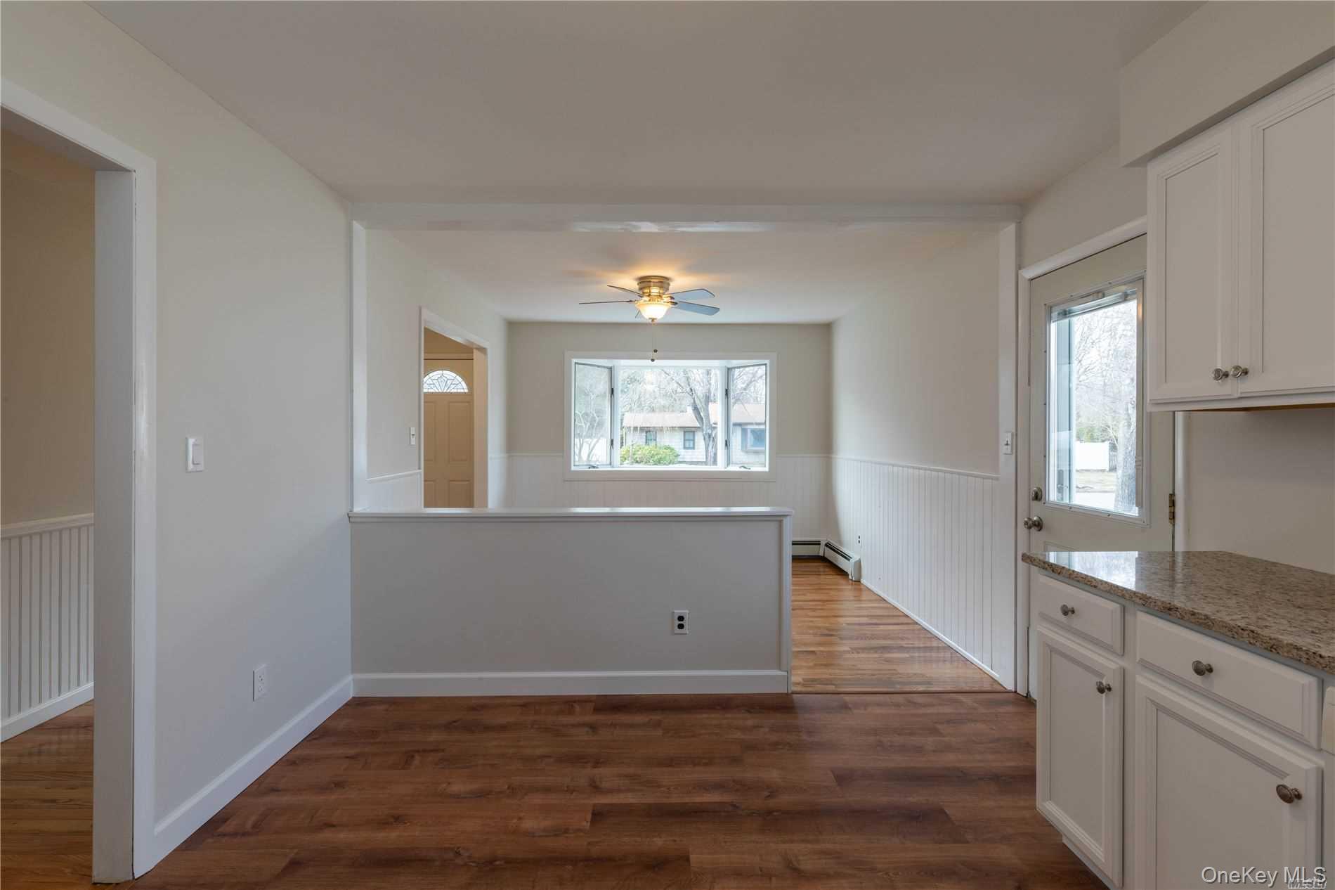 #4 photo, 5 Ashland Street, सफ़ोक काउंटी Mount Sinai , NY 11766