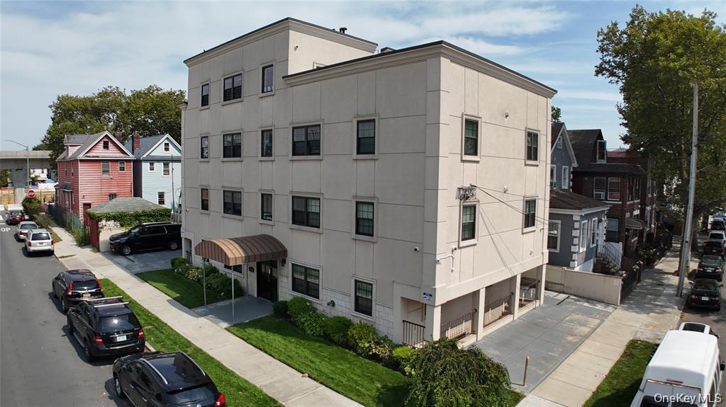 #2 photo, 135-04 102nd Avenue, Richmond Hill S. , NY 11419