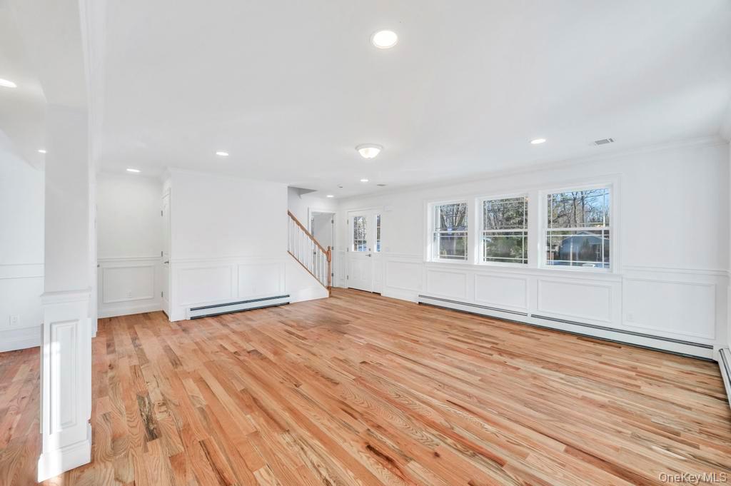 #12 photo, 49 Barclay Road, Mastic Beach , NY 11951