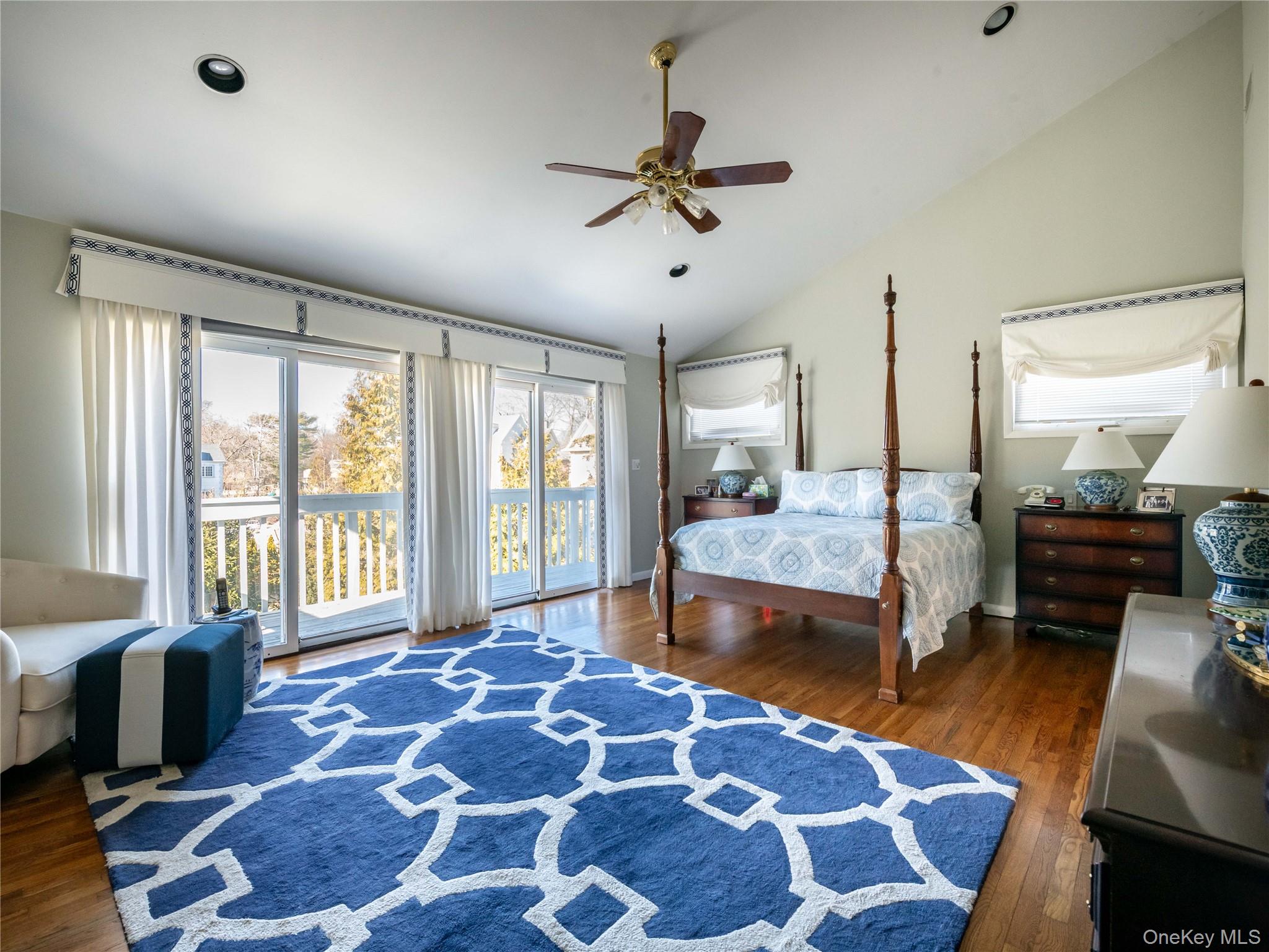 #15 photo, 2 Bonnie Lynn Court, Roslyn , NY 11576