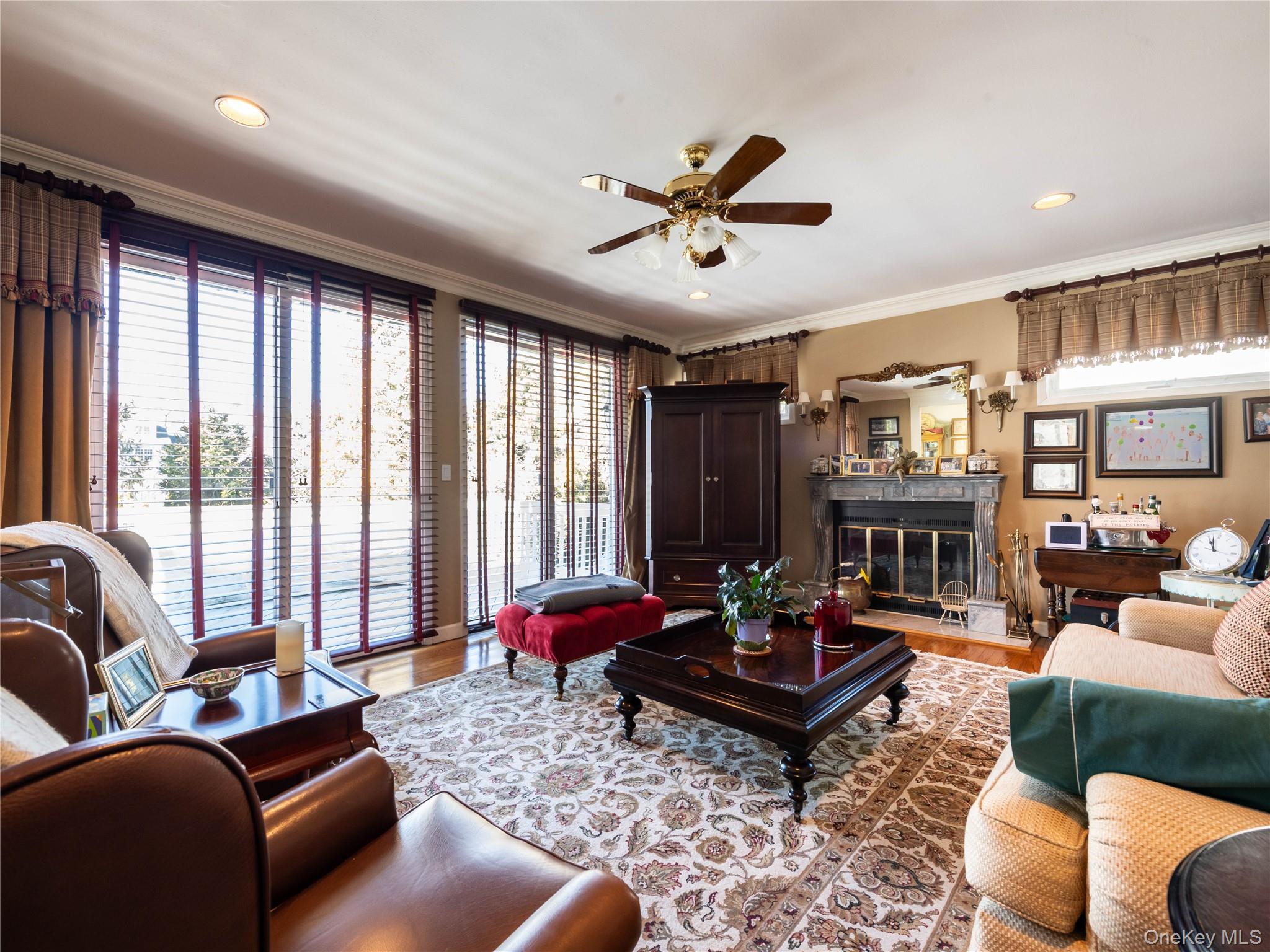 #8 photo, 2 Bonnie Lynn Court, Roslyn , NY 11576