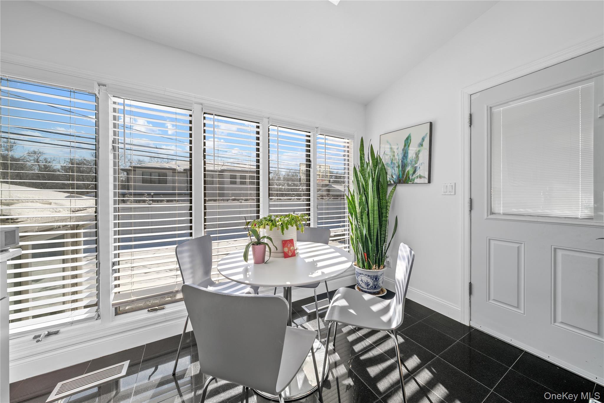 #15 photo, 98 Birchwood Park Drive, Jericho , NY 11753