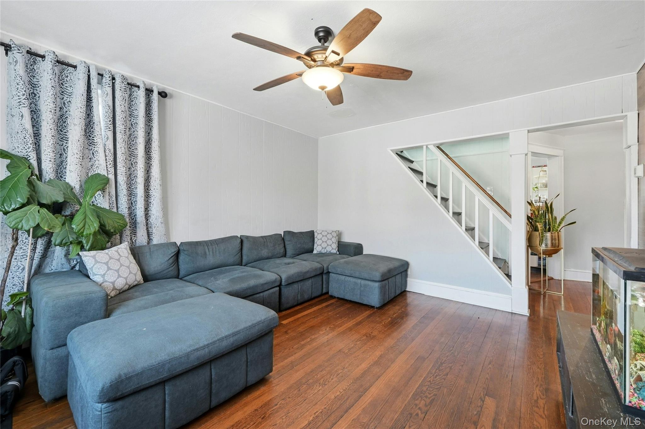 #2 photo, 12 Charles Street, Bay Shore , NY 11706