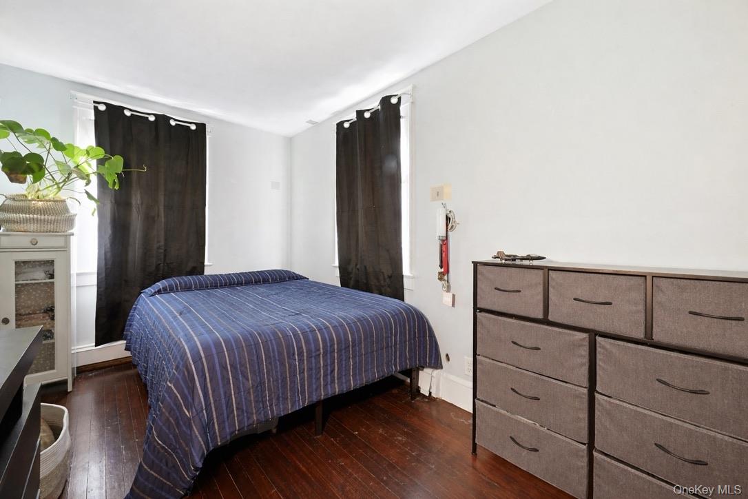 #7 photo, 12 Charles Street, Bay Shore , NY 11706