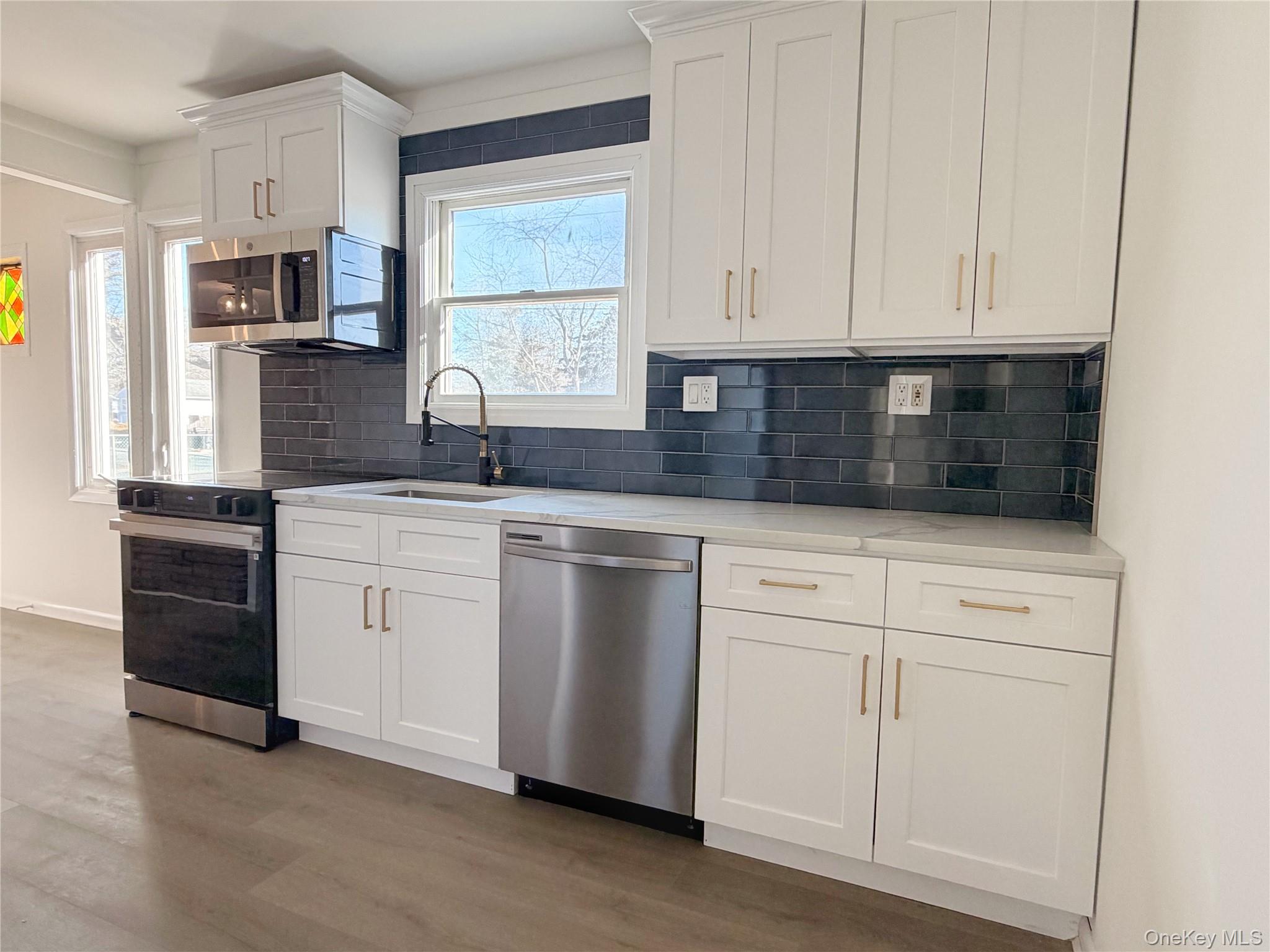 #5 photo, 20 Bogota Road, Mastic Beach , NY 11951