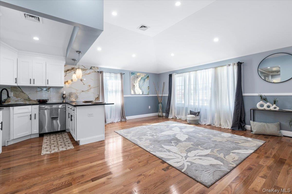 #13 photo, 14411 223rd Street, Springfield Gardens , NY 11413