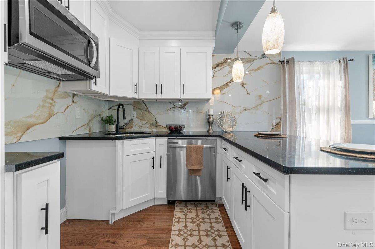 #19 photo, 14411 223rd Street, Springfield Gardens , NY 11413