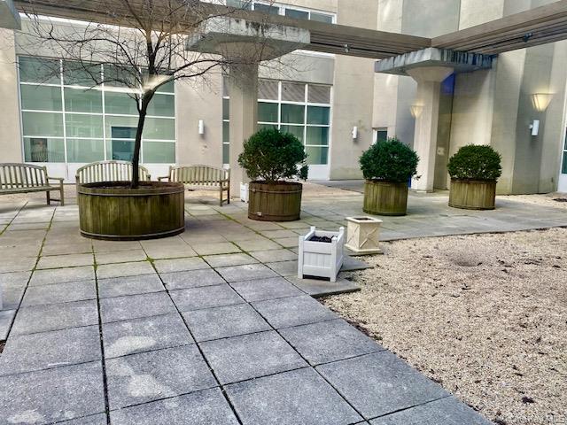 #17 photo, 1 Landmark Square, Port Chester , NY 10573