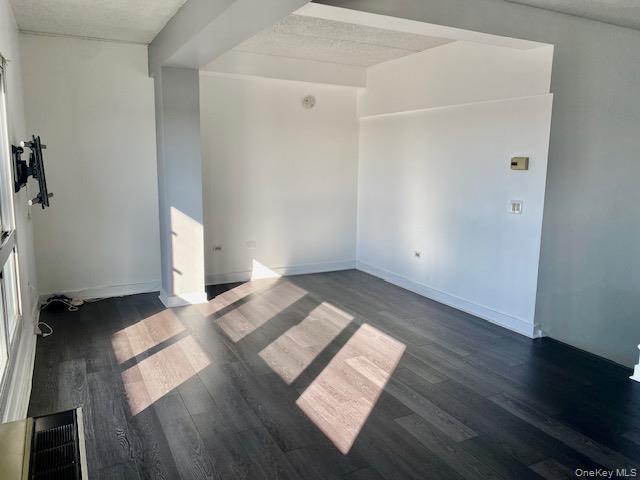 #7 photo, 1 Landmark Square, Port Chester , NY 10573