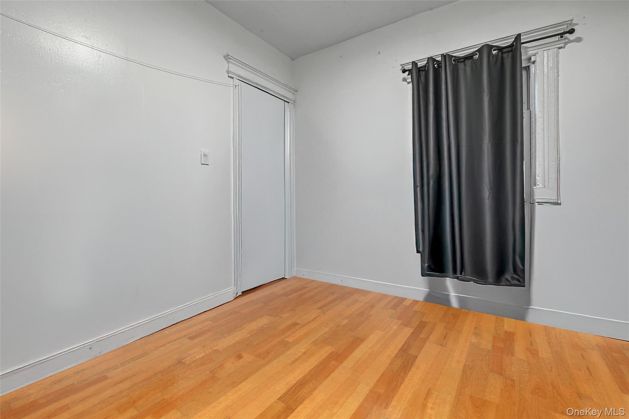 #12 photo, 10518 171st Place, Jamaica , NY 11433