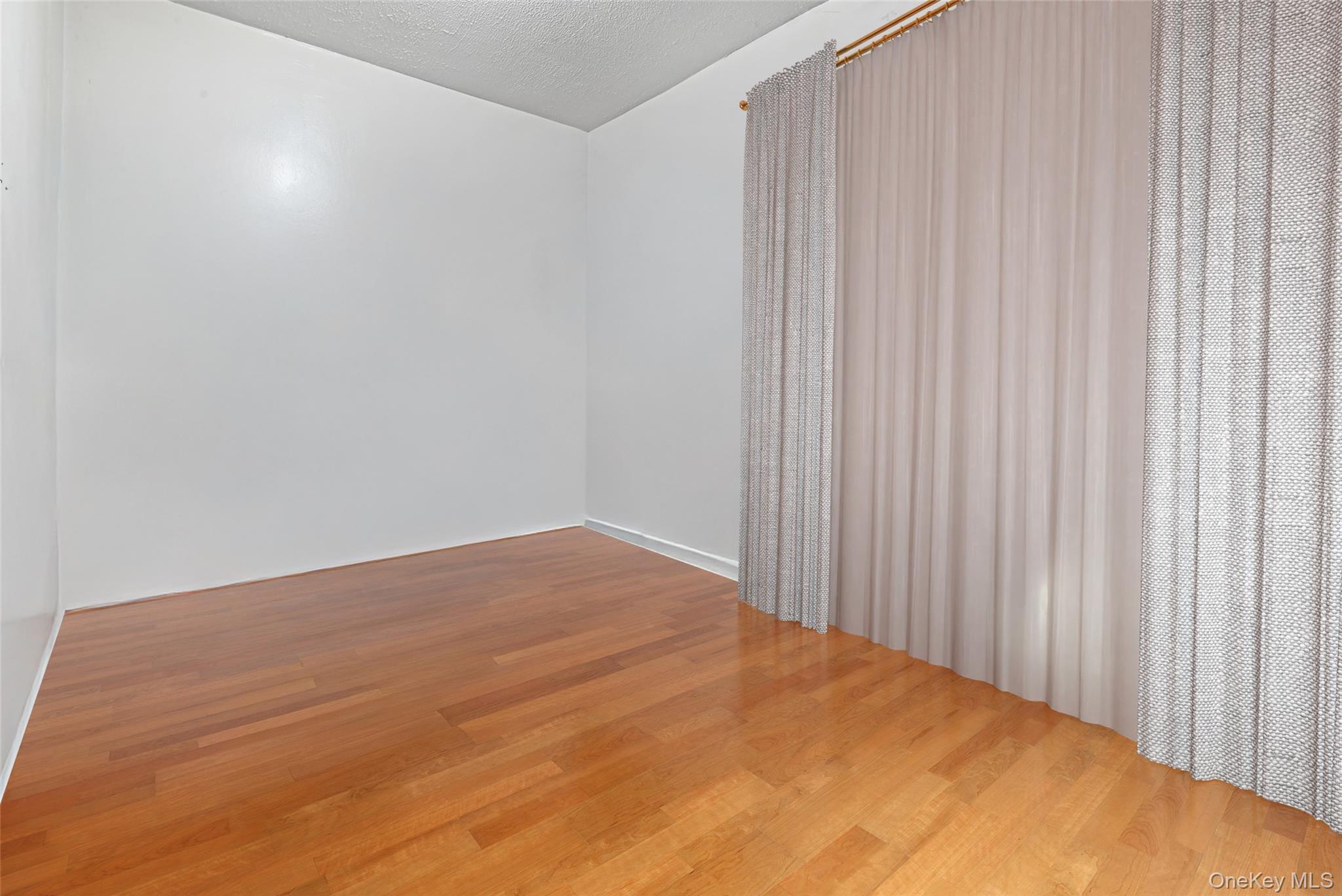 #15 photo, 10518 171st Place, Jamaica , NY 11433