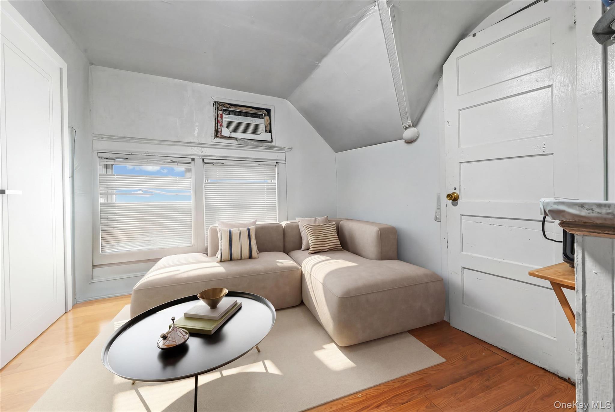 #20 photo, 10518 171st Place, Jamaica , NY 11433