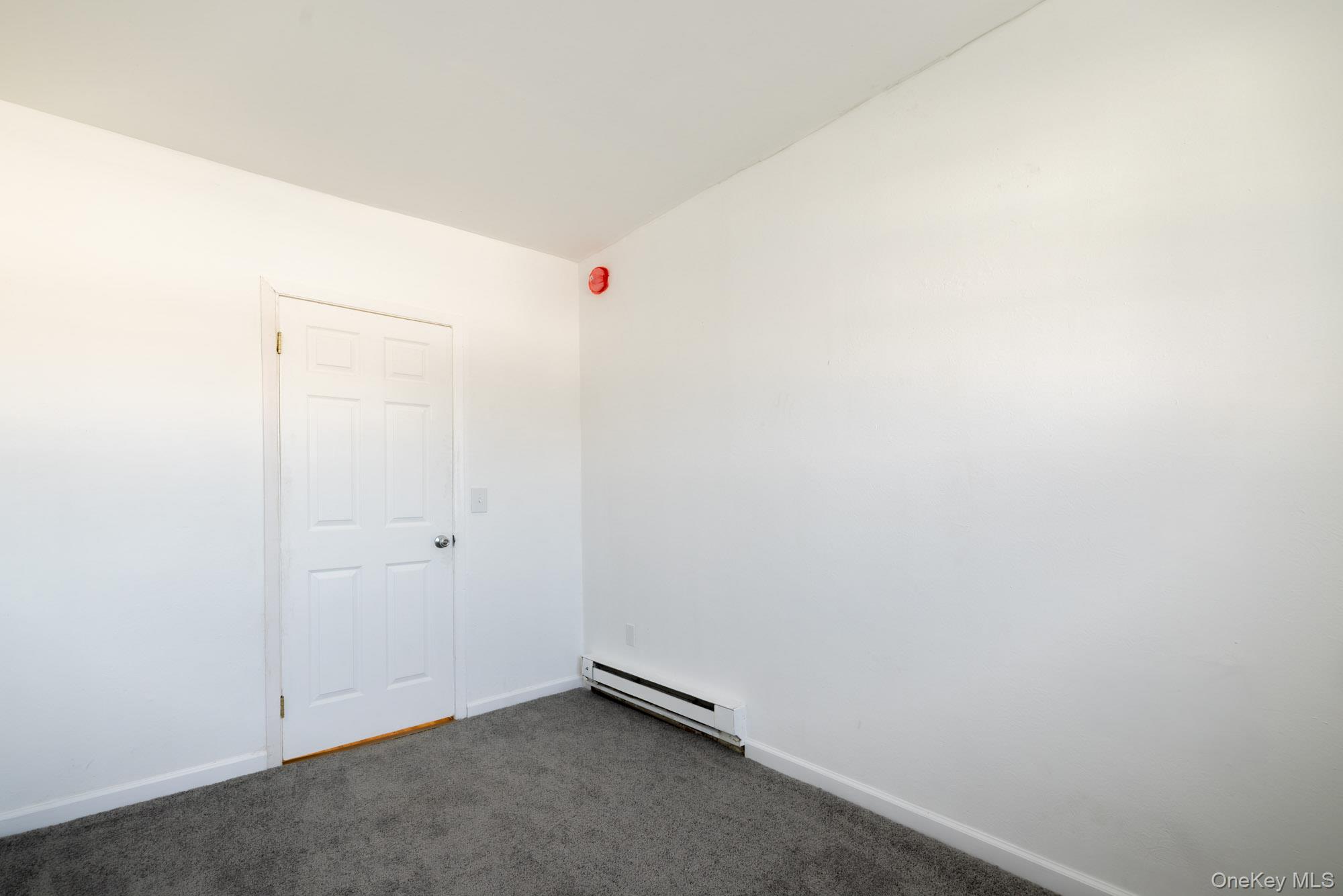 #14 photo, 1550 Montauk Highway, سوفولك Mastic , NY 11950