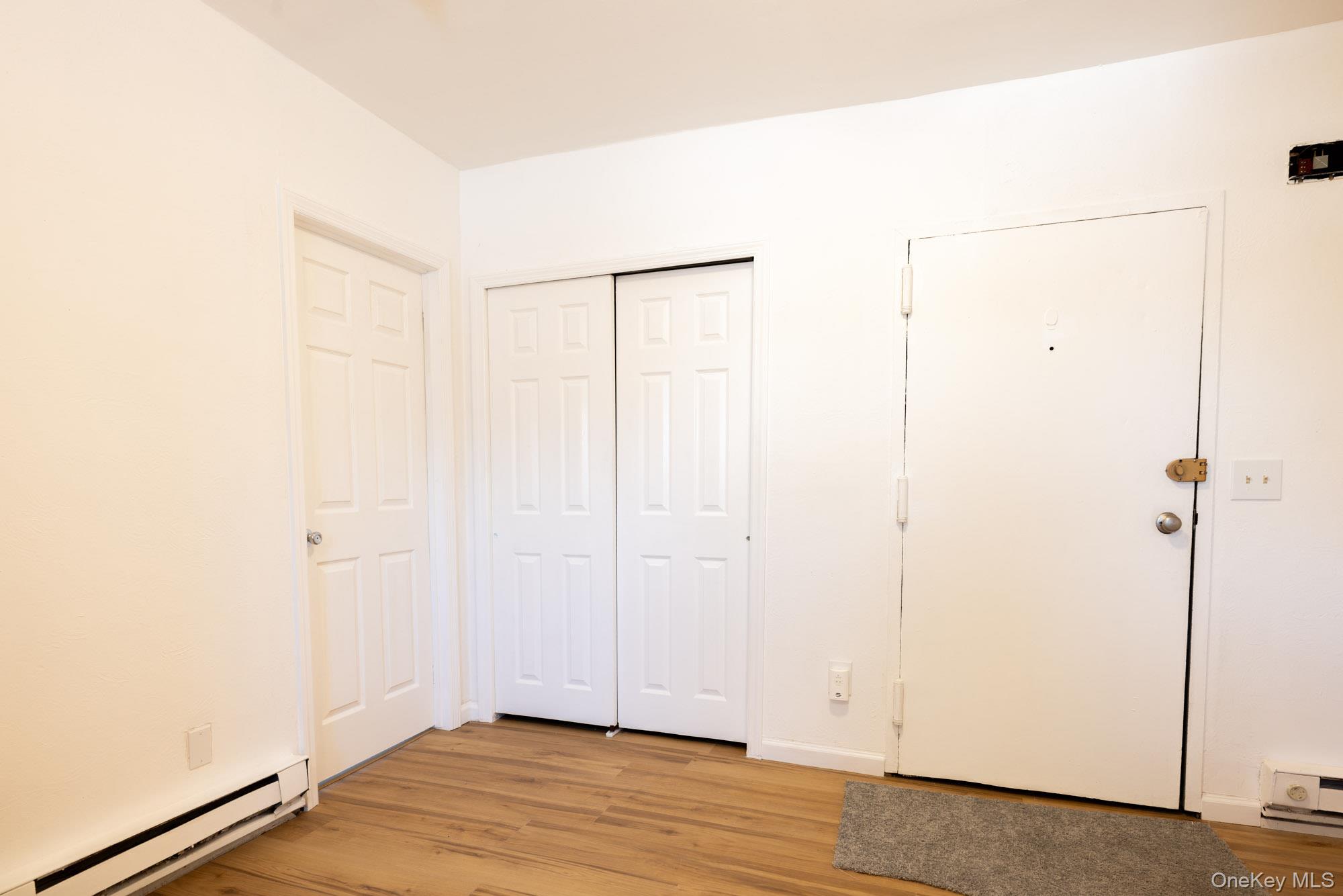 #17 photo, 1550 Montauk Highway, سوفولك Mastic , NY 11950