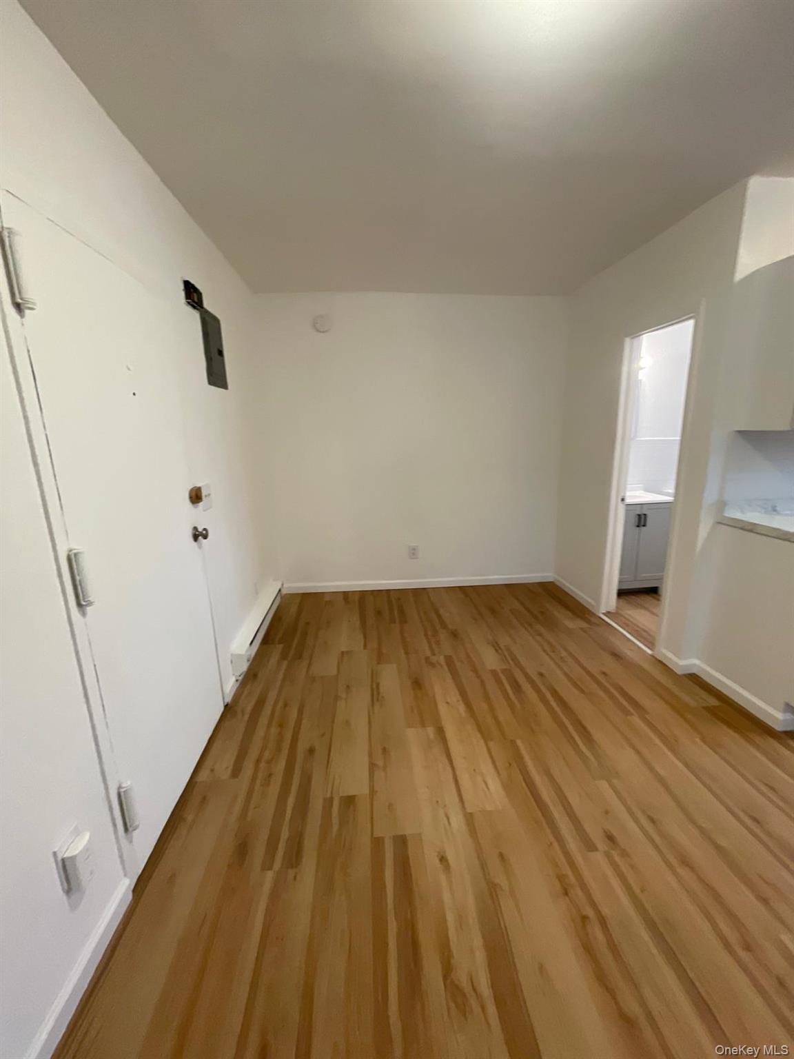 #5 photo, 1550 Montauk Highway, Mastic , NY 11950