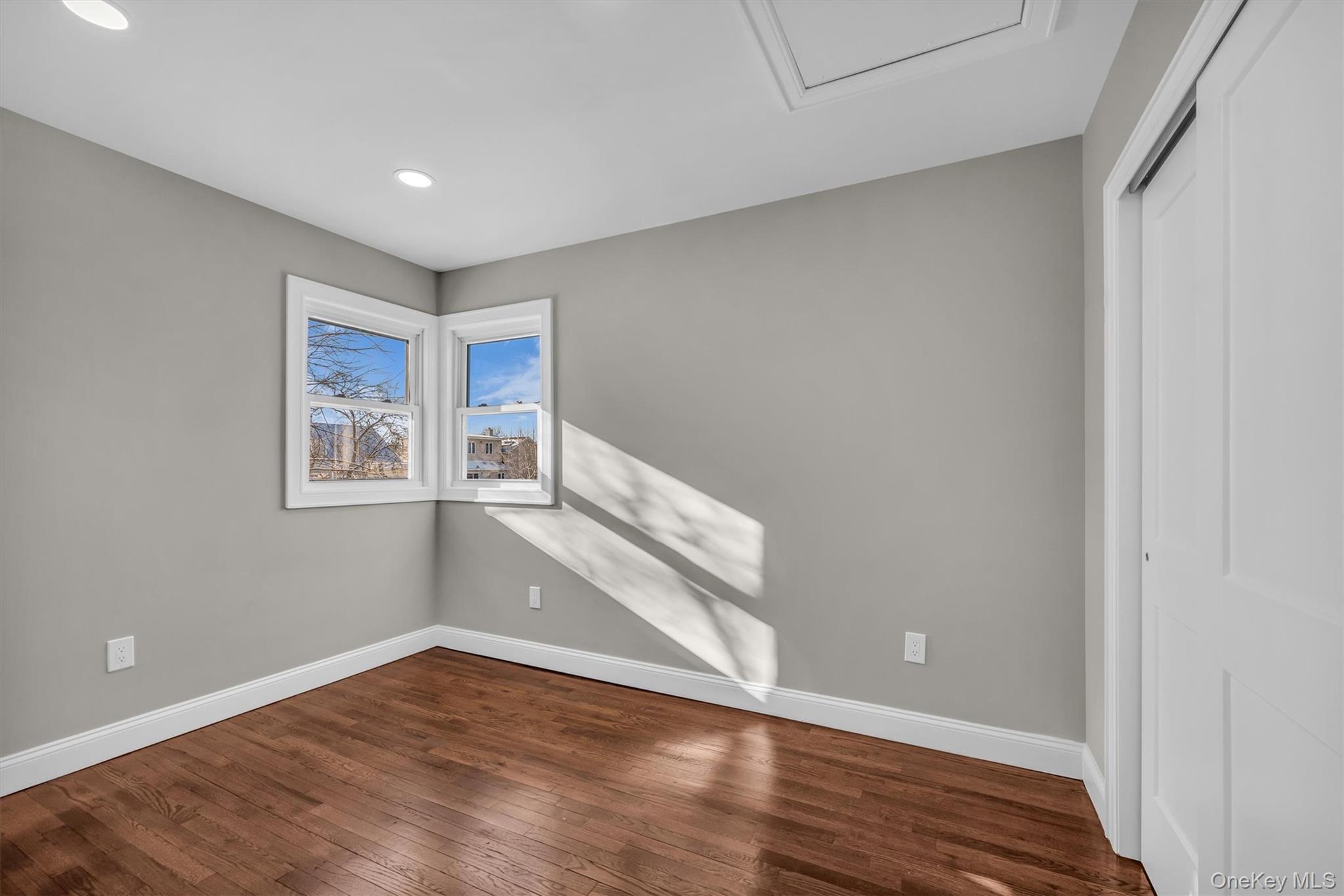 #13 photo, 39 Layton Street, Freeport , NY 11520