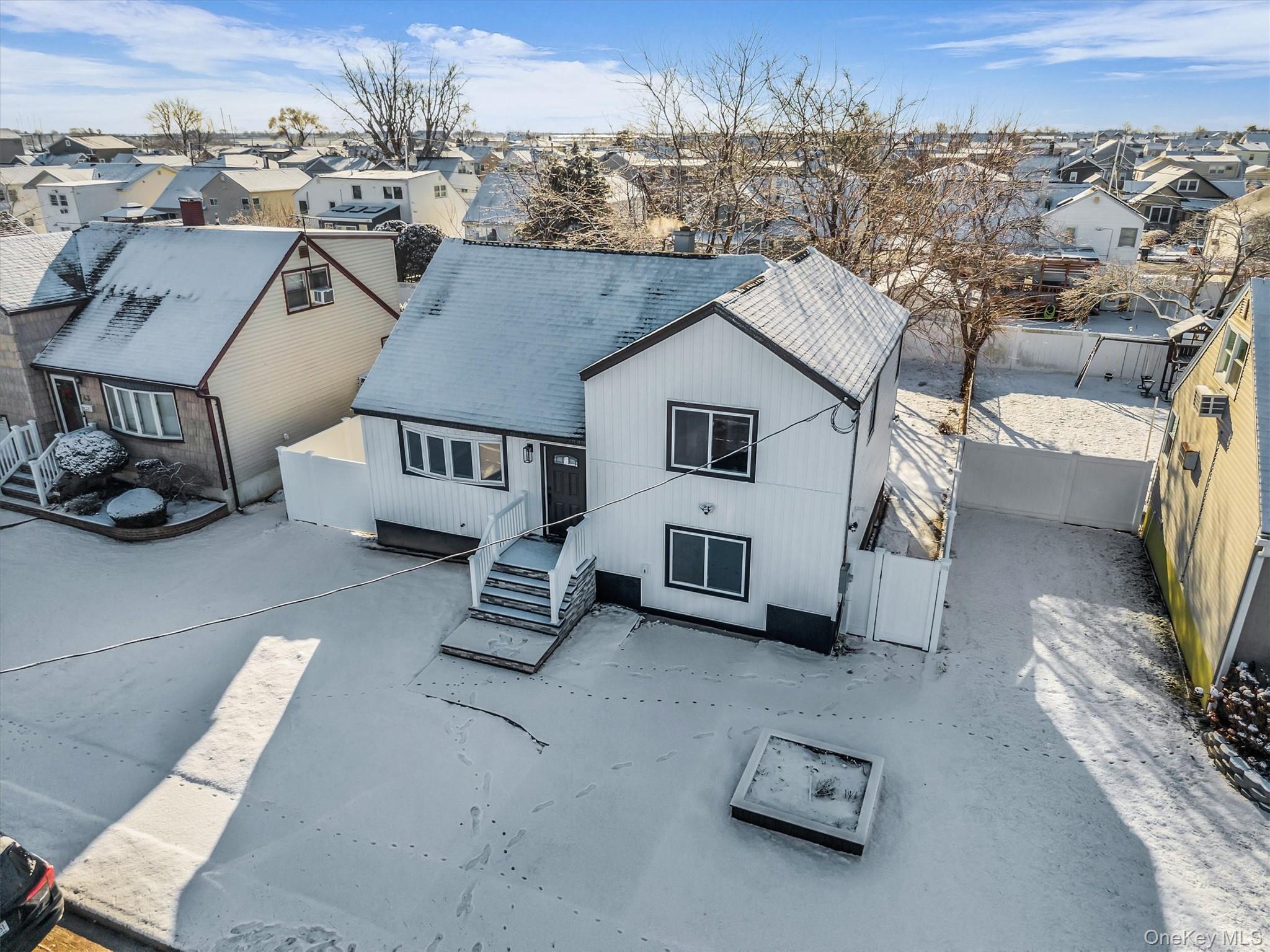 #18 photo, 39 Layton Street, Freeport , NY 11520