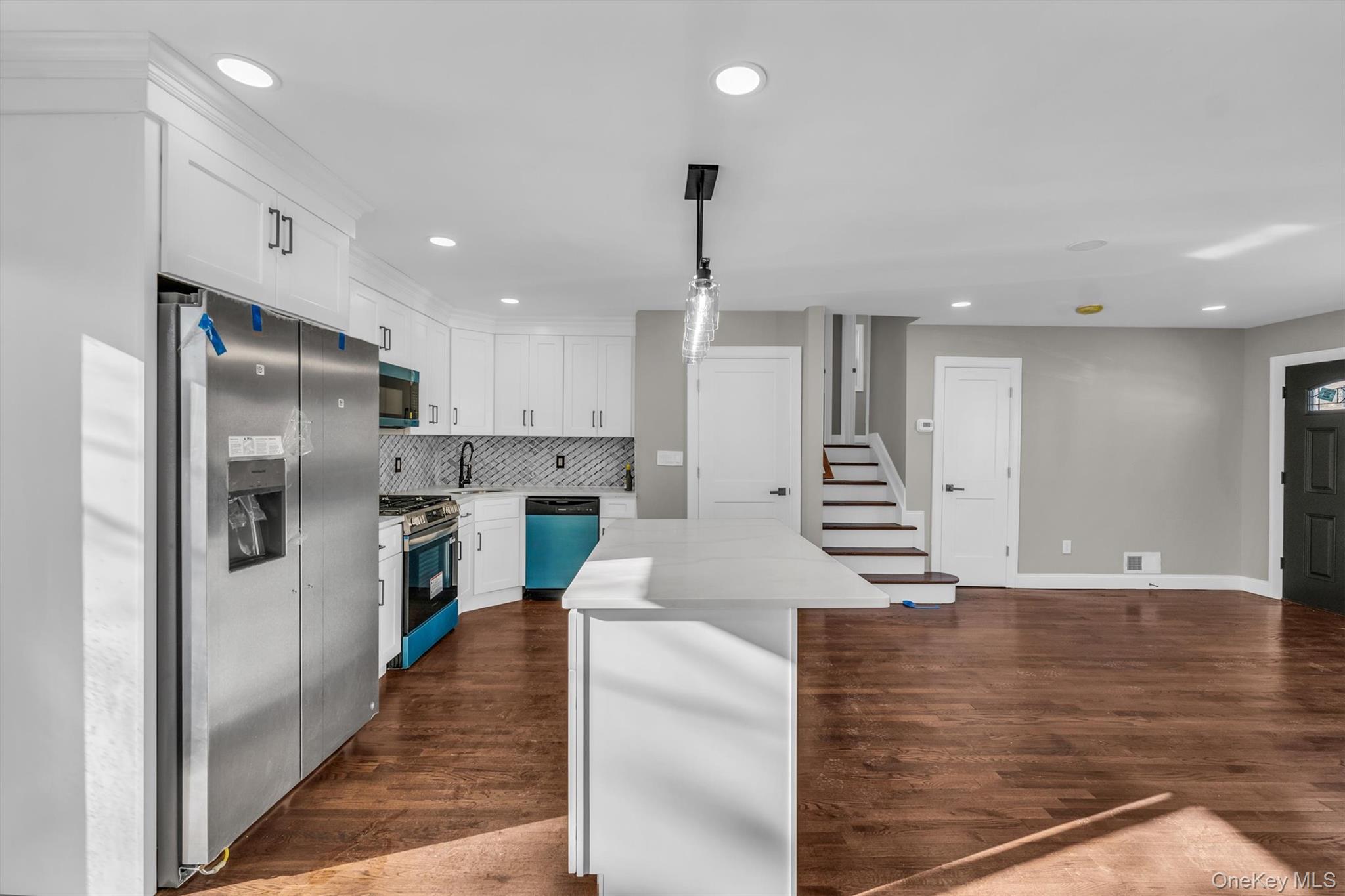 #4 photo, 39 Layton Street, Freeport , NY 11520