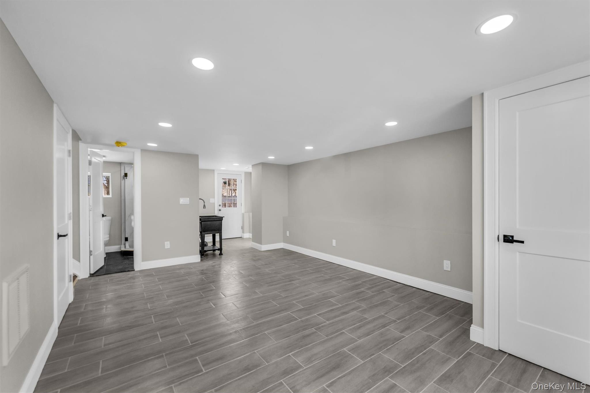 #8 photo, 39 Layton Street, Freeport , NY 11520