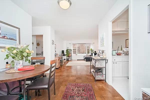 #4 photo, New York (Manhattan), New York (Manhattan) , NY 10022