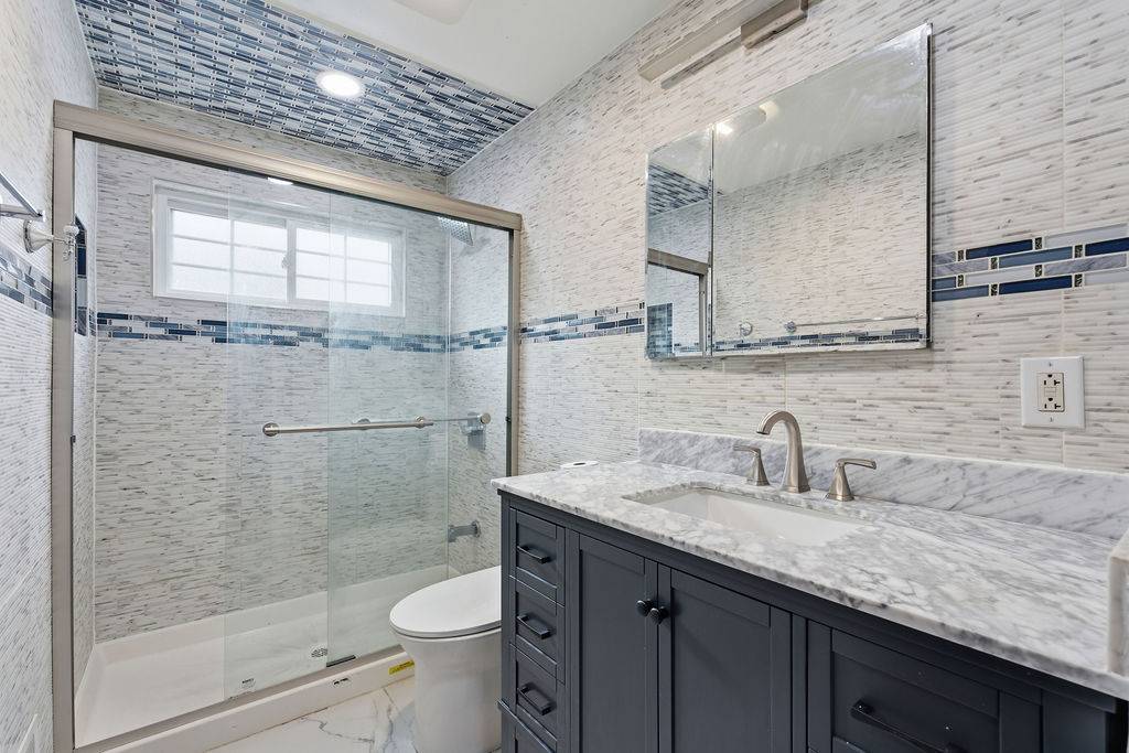 #15 photo, 160-09 86th Street, Howard Beach , NY 11414