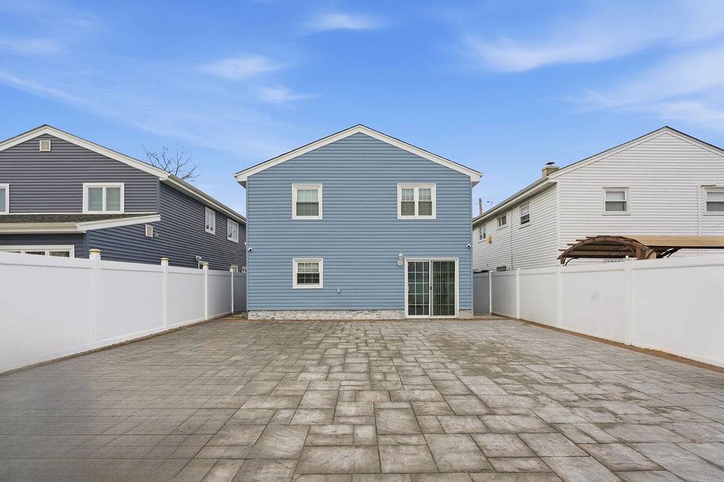 #24 photo, 160-09 86th Street, Howard Beach , NY 11414