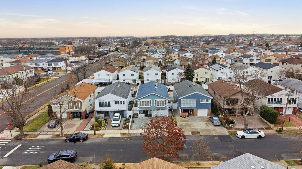 #33 photo, 160-09 86th Street, Howard Beach , NY 11414