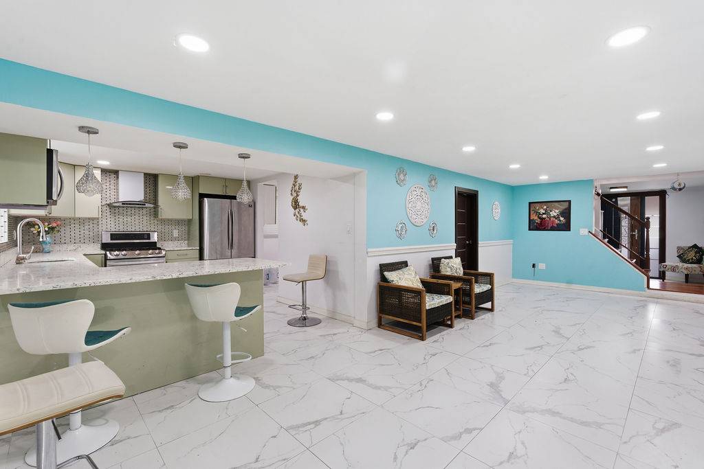 #6 photo, 160-09 86th Street, Howard Beach , NY 11414