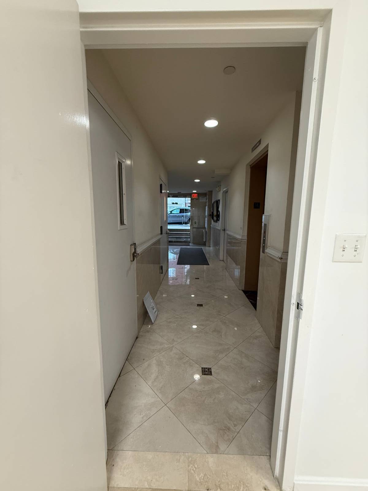 #33 photo, 30-63 38th, #1B, Astoria , NY 11103