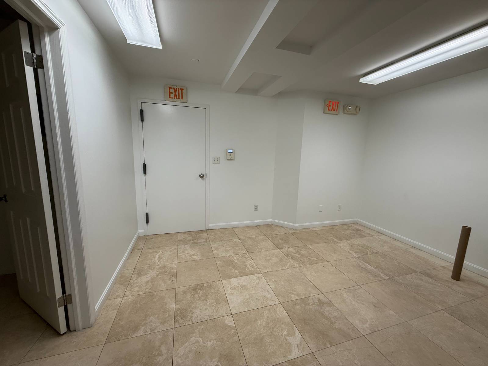 #35 photo, 30-63 38th, #1B, Astoria , NY 11103