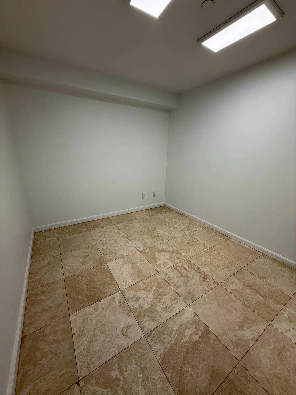 #44 photo, 30-63 38th, #1B, Astoria , NY 11103