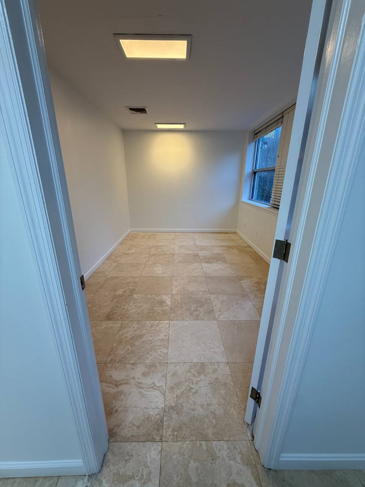 #49 photo, 30-63 38th, #1B, Astoria , NY 11103