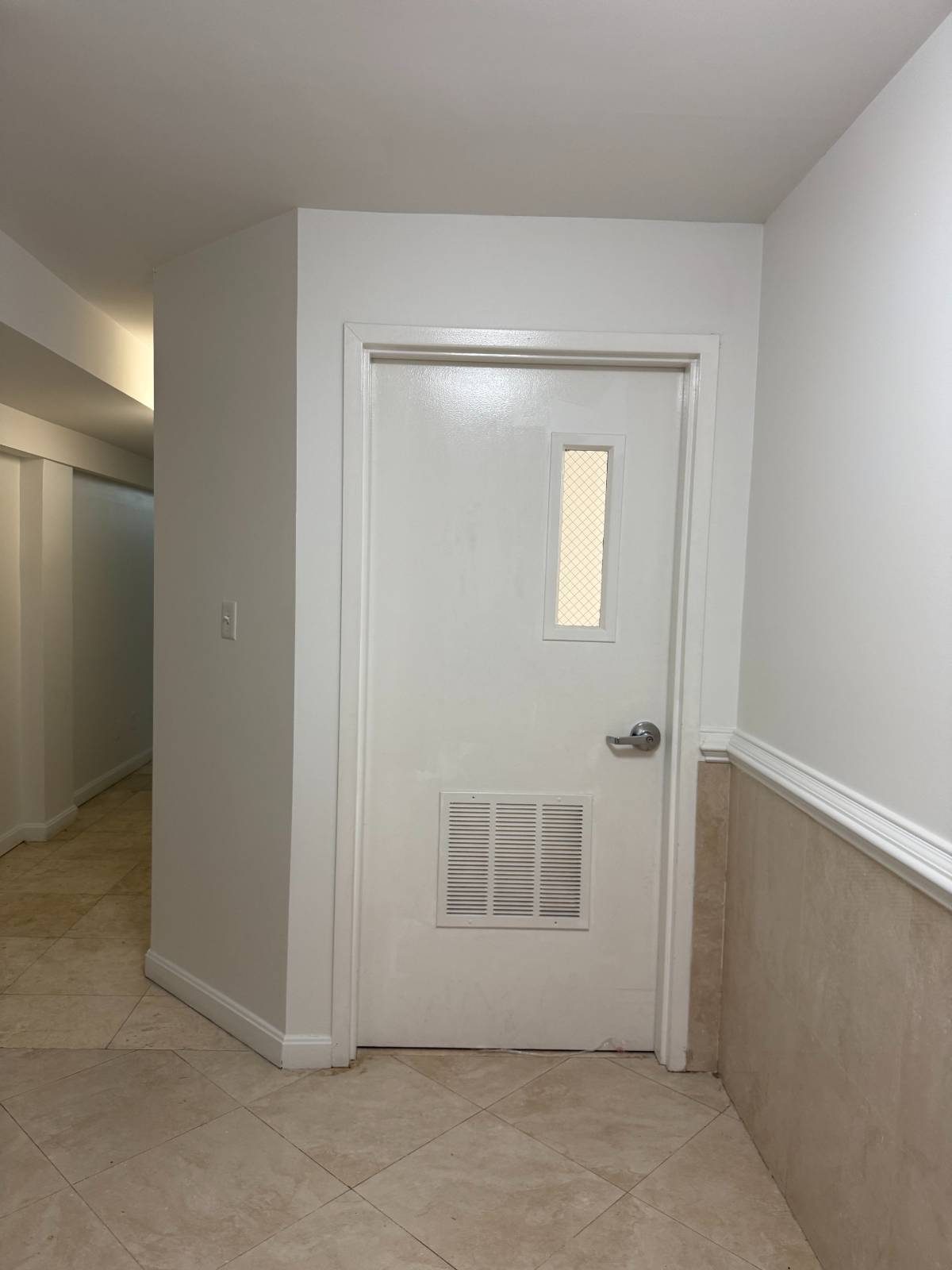 #57 photo, 30-63 38th, #1B, Astoria , NY 11103