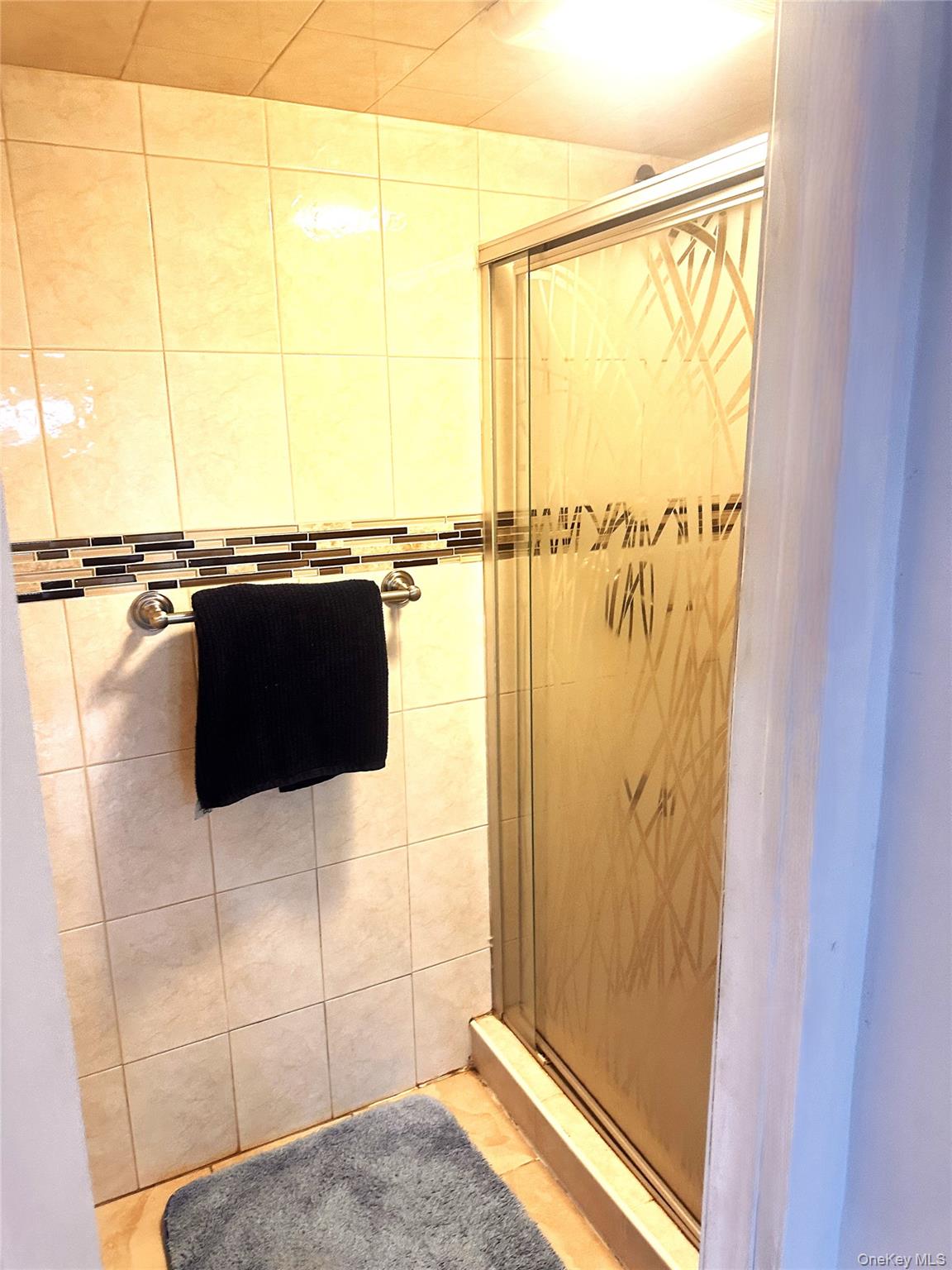 #18 photo, 310 Southwood Circle, Syosset , NY 11791