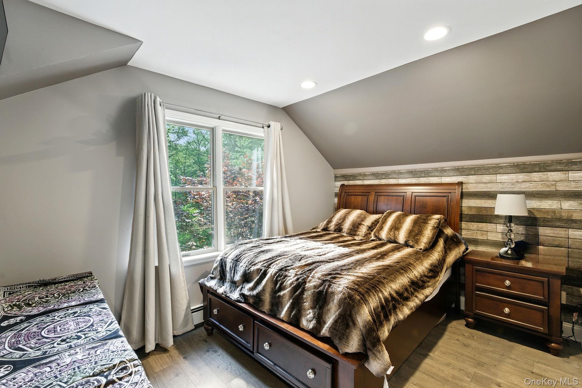 #20 photo, 3 Alabama Avenue, Port Jefferson Station , NY 11776