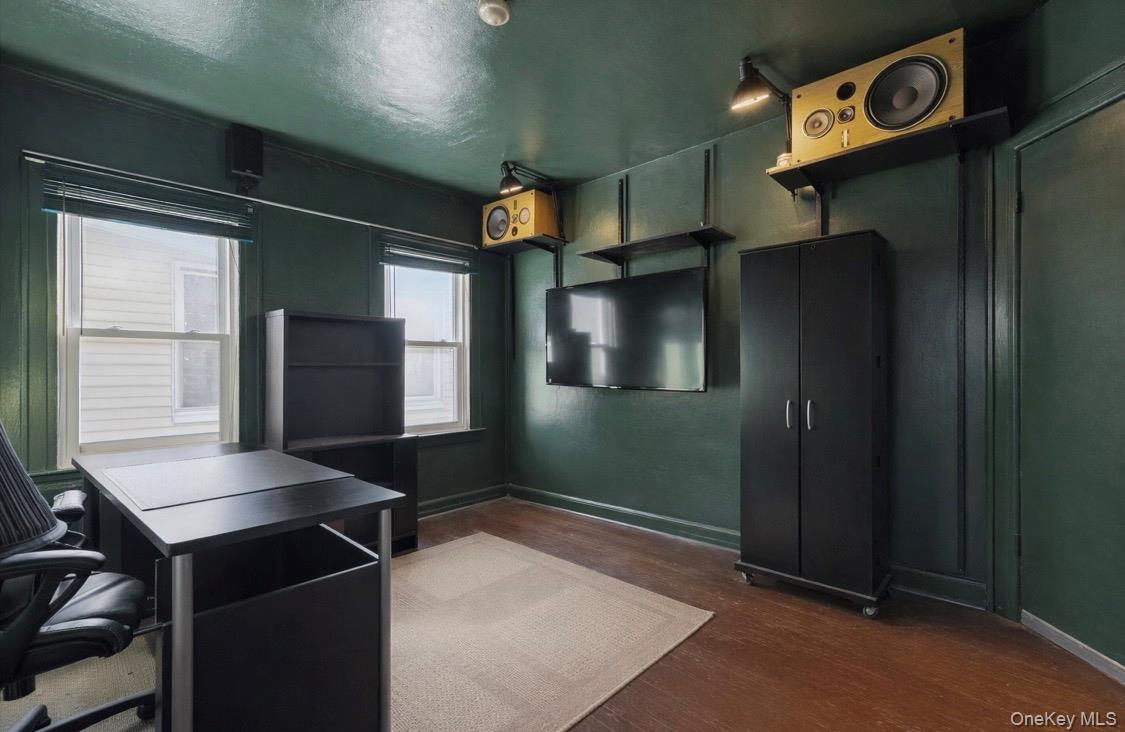 #10 photo, 104-11 Liverpool Street Street, Jamaica , NY 11435