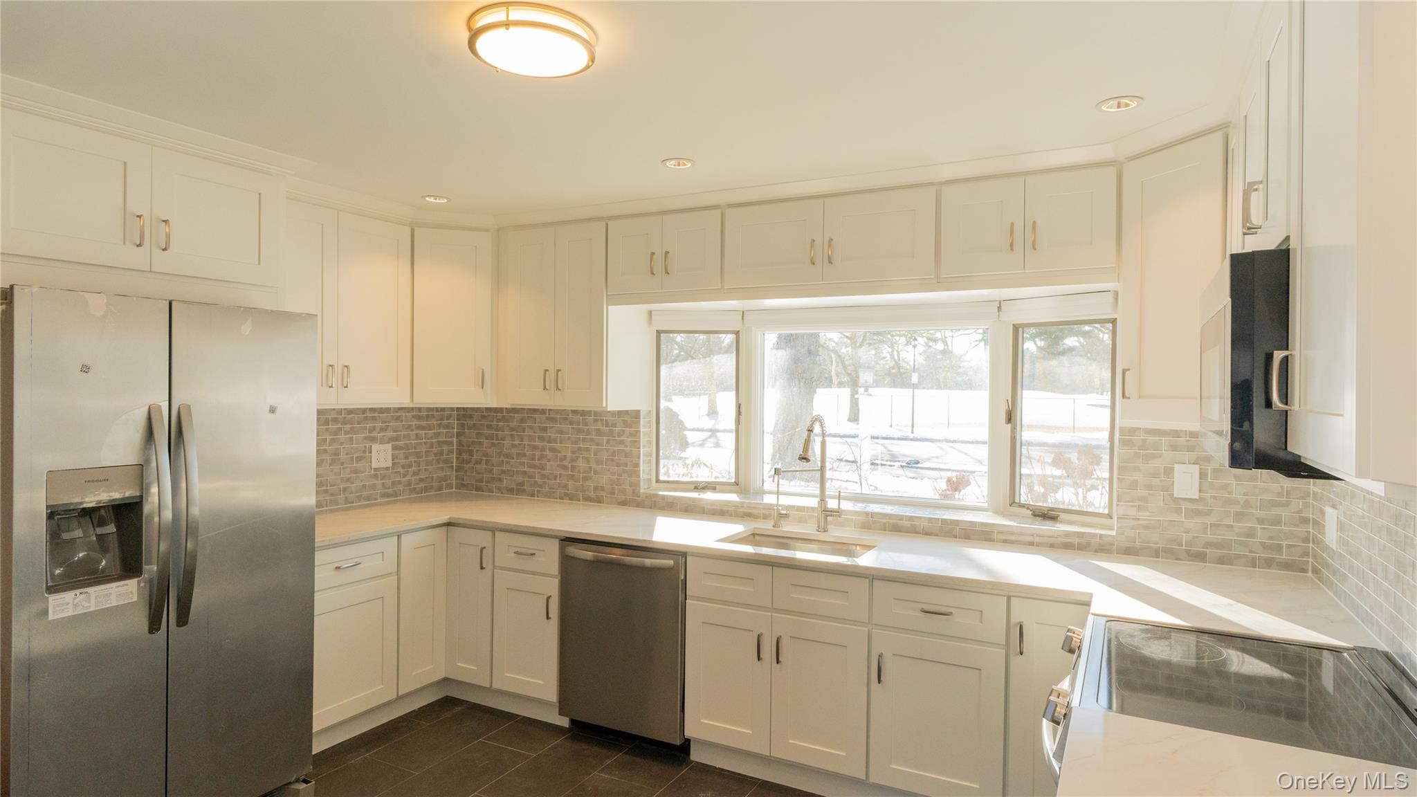 #4 photo, 2155 Salisbury Park Drive, Westbury , NY 11590